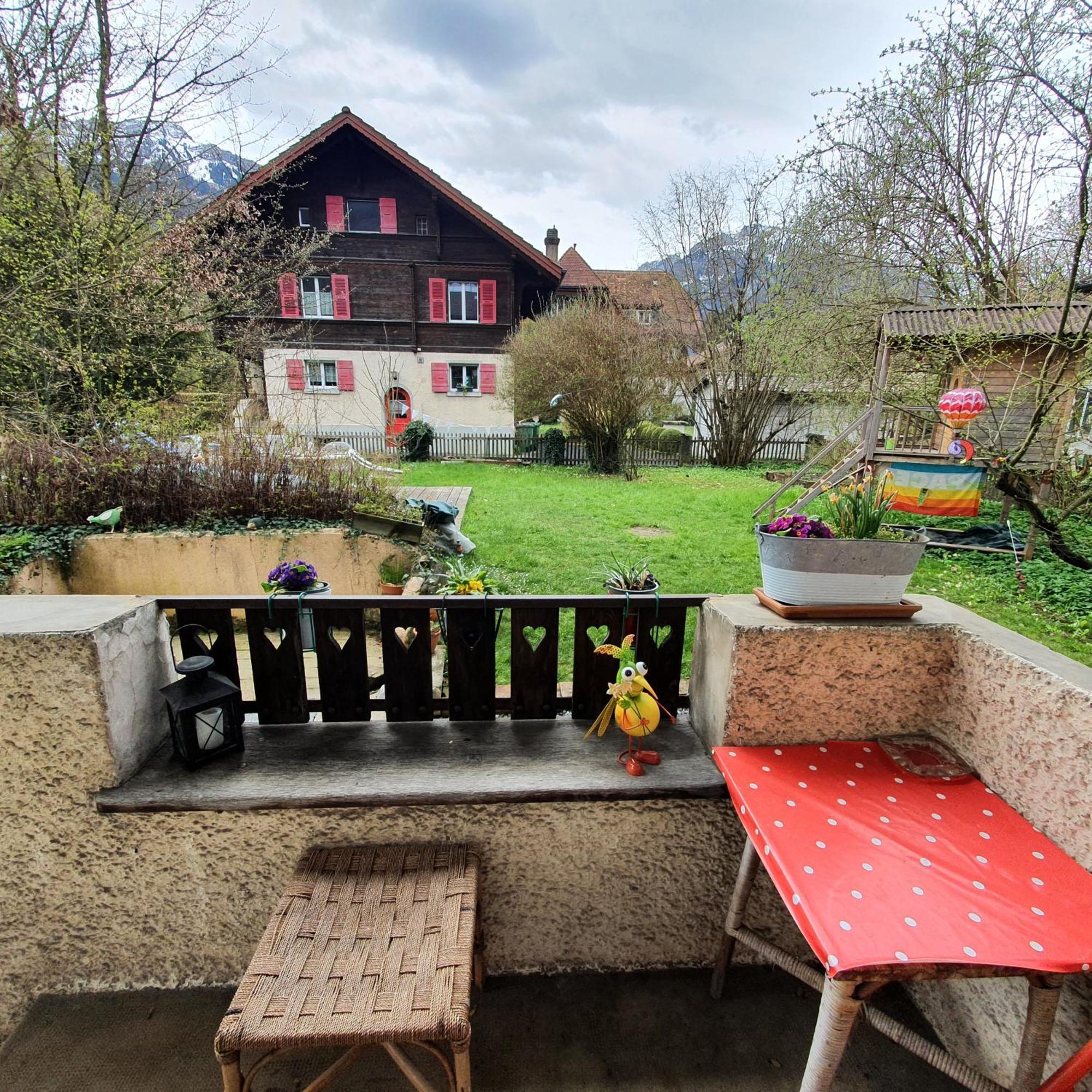 Zentral Gelegene Wohnung Mit Grossem Garten إنترلاكن المظهر الخارجي الصورة